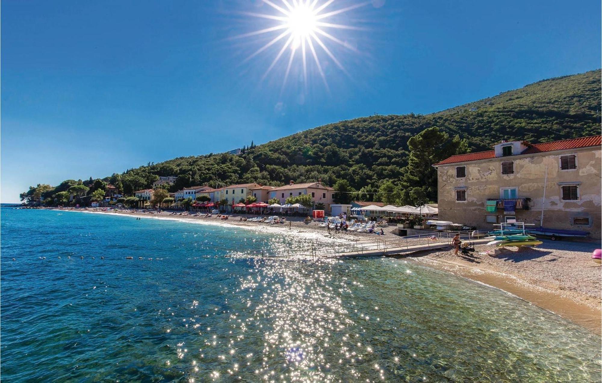 Stunning Apartment In Mošćenička Draga Exteriér fotografie